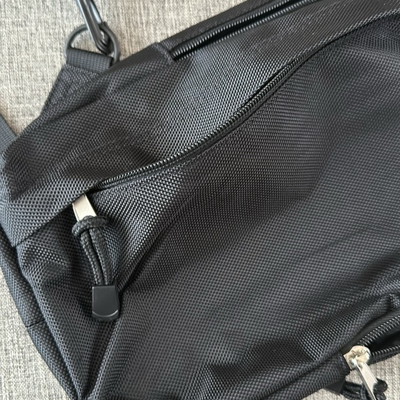 NWT Wild Fable Sling - Picture 4 of 4